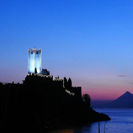Appartamenti Tasel With Heated Pool Malcesine Exterior foto